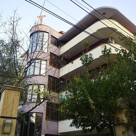 Hotel Deja Tirana Eksteriør billede